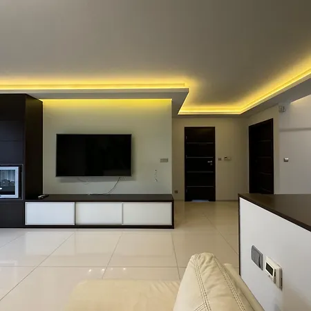 Misvest Lord Florian X Διαμέρισμα